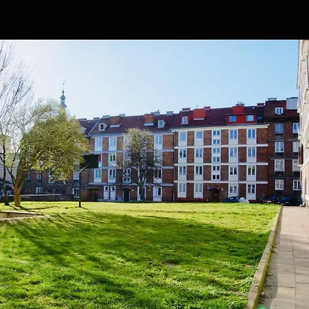 Beautiful Old Town View - 2 Apartment *