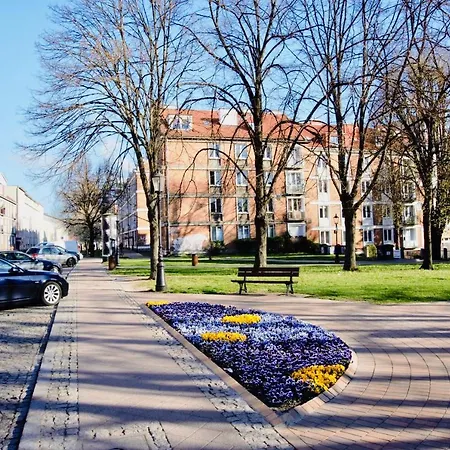 Beautiful Old Town View - 2 Apartment *